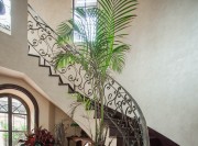 美式乡村风格240平米别墅客厅楼梯装修效果图