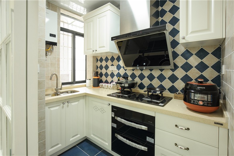 清新舒适的地中海风格80平米小户型厨房装修效果图