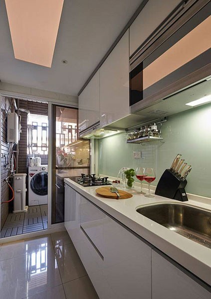 亮丽欧式风格60平米公寓厨房橱柜装修效果图