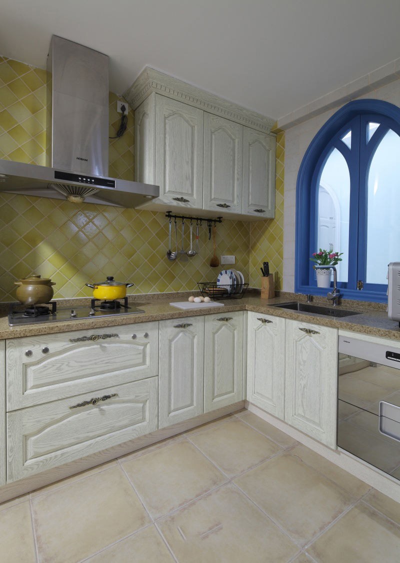 蓝色唯美的地中海风格150平米别墅厨房装修效果图
