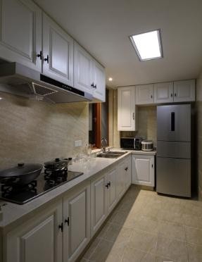 黑白时尚美式风格80平米一居室厨房橱柜装修效果图