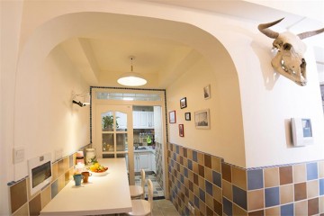 绚烂多彩的地中海风格70平米一居室餐厅装修效果图