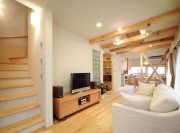 温润舒适的日式风格100平米复式loft客厅楼梯装修效果图
