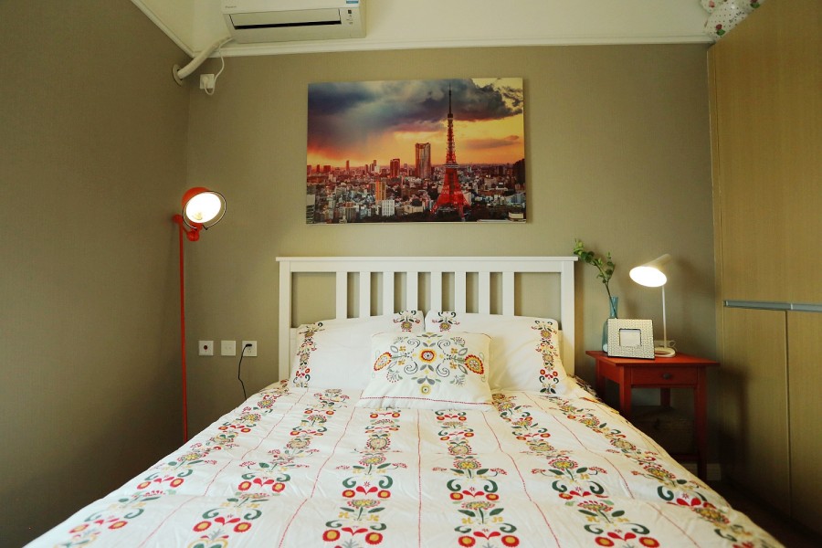 生气盎然的北欧风格二居室卧室装修效果图