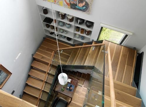 静谧自然日式风格200平米别墅阁楼楼梯装修效果图