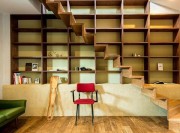 原木实用日式风格150平米别墅客厅楼梯装修效果图