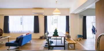 休闲清新日式风格80平米公寓客厅吊顶装修效果图