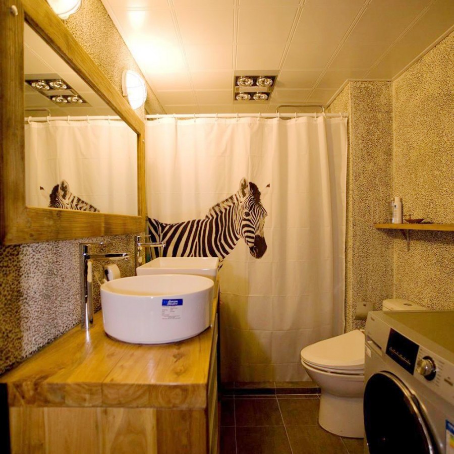 混搭实木中式风格80平米一居室卫生间浴室柜装修效果图