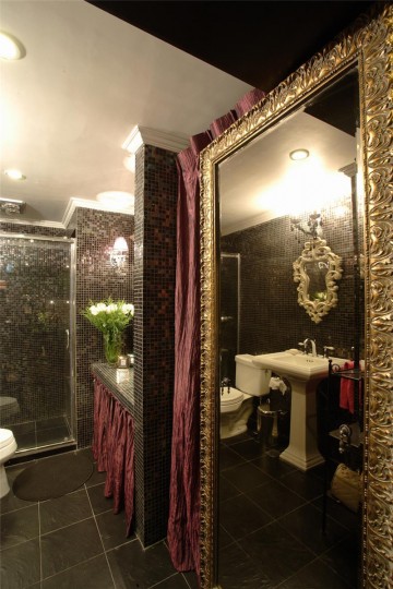 神秘色彩的东南亚风格一居室卫生间装修效果图