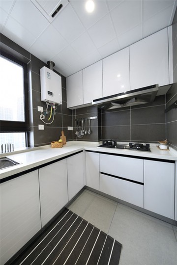 温润素净的北欧风格复式厨房装修效果图