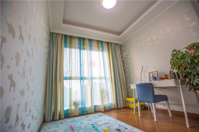 简洁深沉的欧式风格三居室儿童房装修效果图