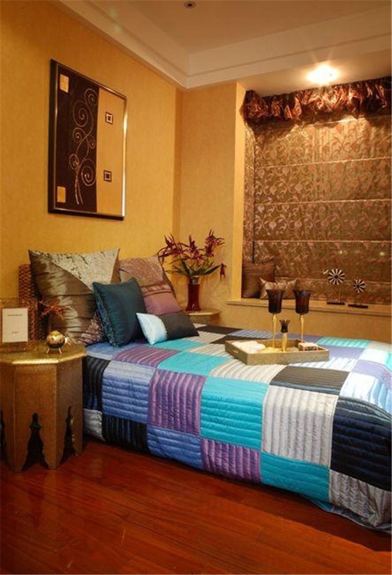 豪华的的东南亚风格四居室卧室装修效果图