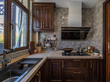 内敛含蓄的中式风格200平米别墅厨房橱柜装修效果图
