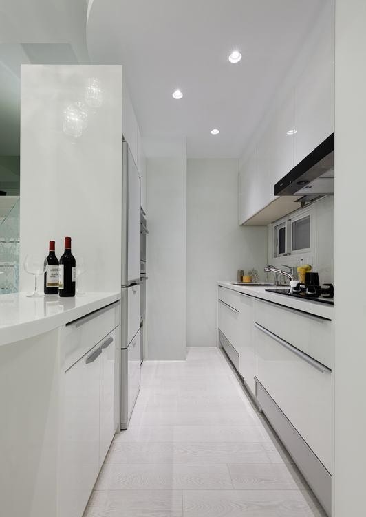 纯白浪漫欧式风格60平米小户型厨房橱柜装修效果图
