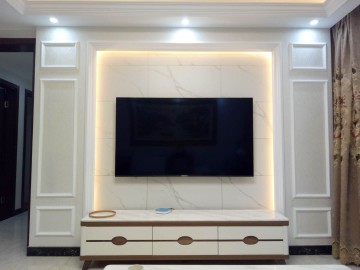 时尚典雅简欧110平二居室客厅电视背景墙装修效果图