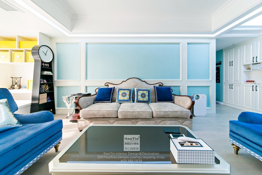 棕榈湾美式风格三居室装修实景案例沙发背景