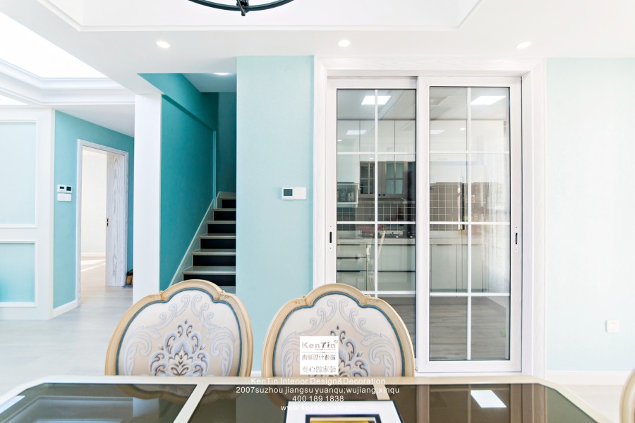 棕榈湾美式风格三居室装修实景案例楼梯