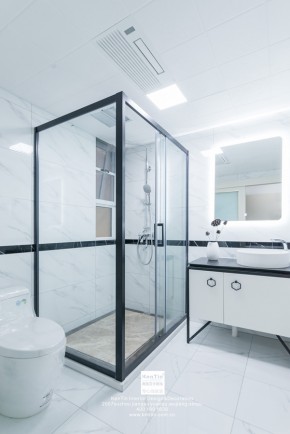 南山维拉现代简约二居室卫生间装修实景案例