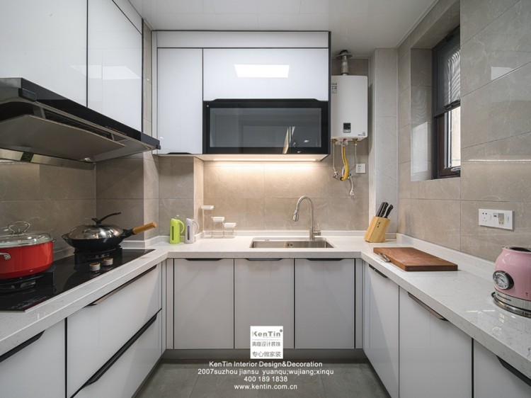 佳兆业悦峰现代简约三居室厨房装修实景案例